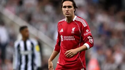 瓜迪奥拉续约曼城：官方记者曝出两年新约达成